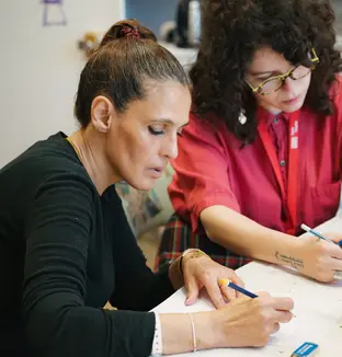 Atelier art thérapie à la Villa des Pages