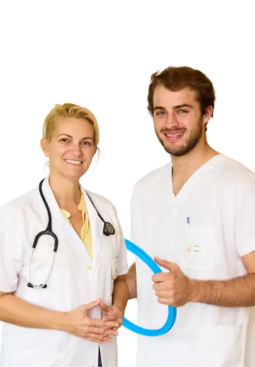 2 soignants en blanc